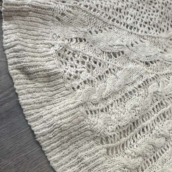 Lucky Brand Women's Cream Cable Knit Sweater - Picture 6 of 6